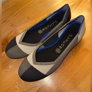 Rothy's The Classic Flat Round Cap Toe Womens 9 Black Cream Plaid Shoes Retired